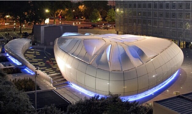 現(xiàn)代合成材料在建筑中的整合應(yīng)用